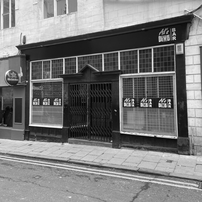 Als Dive Bar